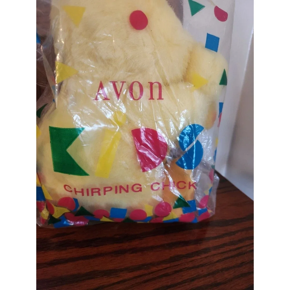 Vintage‎ Avon Plush chirping chick Easter plush 1994 NOS VTG
